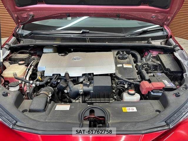 Toyota PRIUS 2016-04 8797164-13