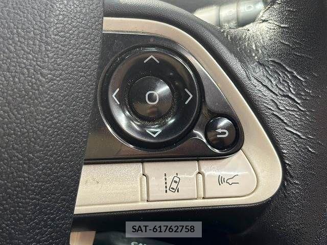 Toyota PRIUS 2016-04 8797164-6