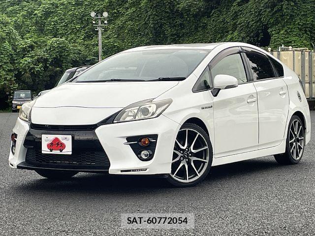 Toyota PRIUS 2014-09 8797156-0
