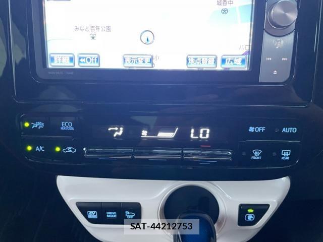 Toyota PRIUS 2017-07 8797170-21