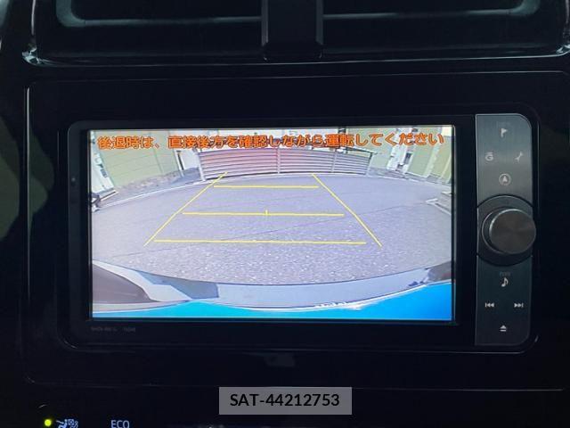 Toyota PRIUS 2017-07 8797170-25