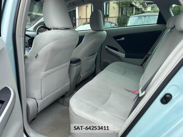 Toyota PRIUS 2009-06 8797183-17