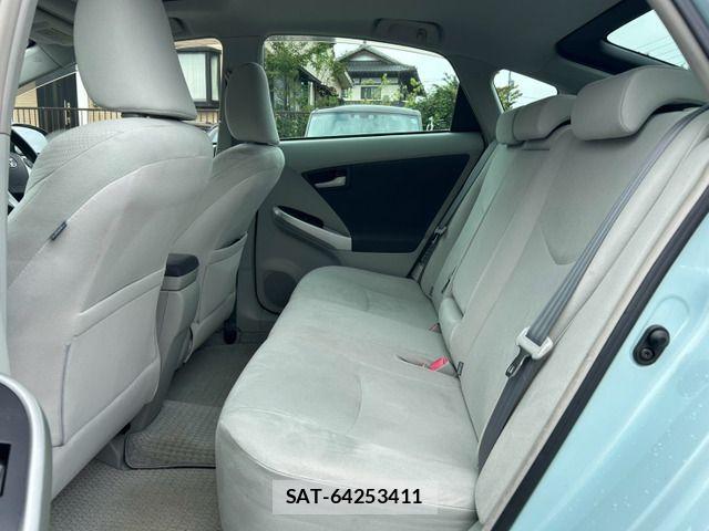 Toyota PRIUS 2009-06 8797183-18