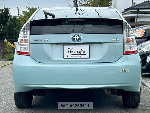 Toyota PRIUS 2009-06 8797183-5