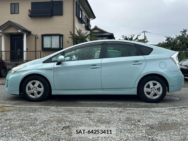 Toyota PRIUS 2009-06 8797183-7