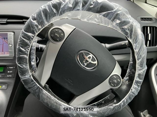 Toyota PRIUS 2009-09 8797187-13