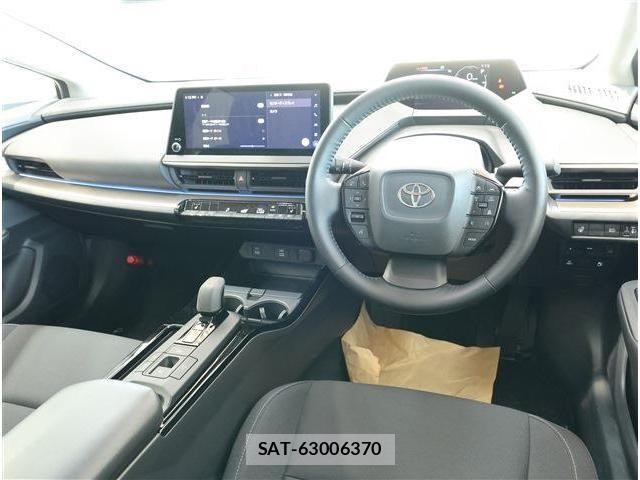 Toyota PRIUS 2024-12 8797147-1