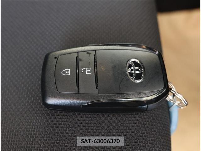 Toyota PRIUS 2024-12 8797147-19