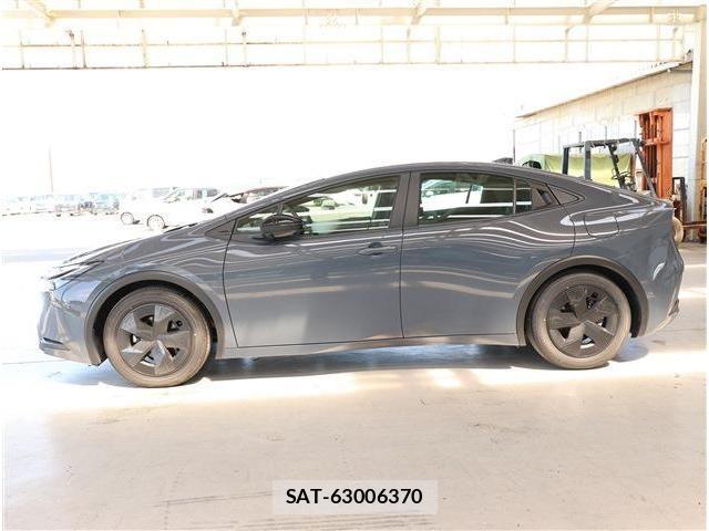 Toyota PRIUS 2024-12 8797147-29