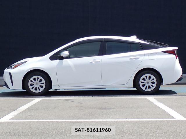 Toyota PRIUS 2021-06 8797153-17