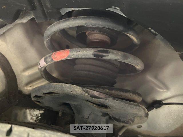 Toyota PRIUS 2014-08 8797175-19