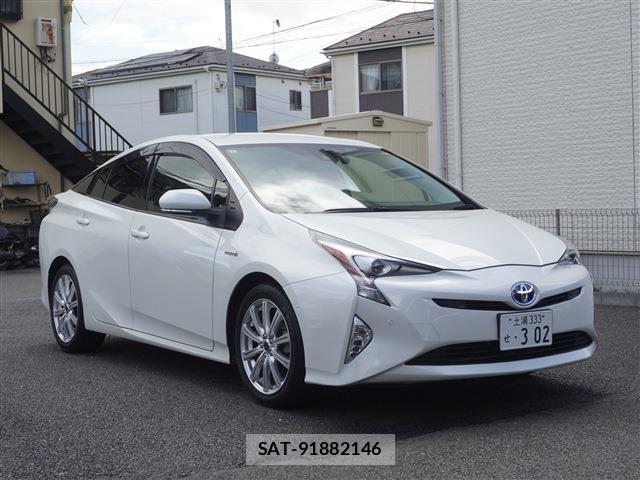 Toyota PRIUS 2017-12 8797155-1