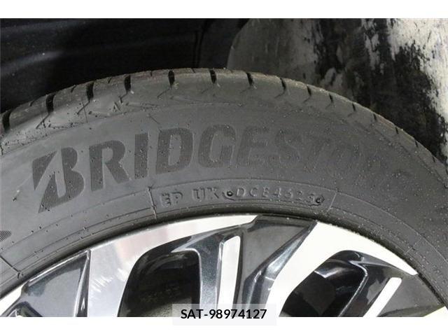 Toyota PRIUS 2023-02 8797144-18
