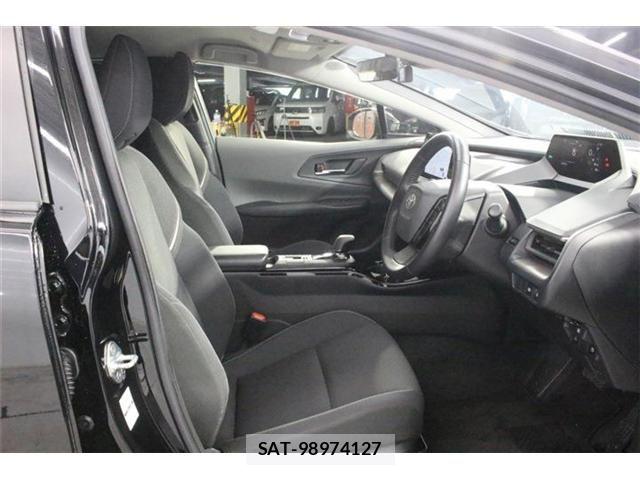 Toyota PRIUS 2023-02 8797144-26