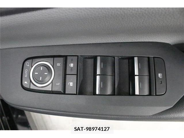 Toyota PRIUS 2023-02 8797144-28