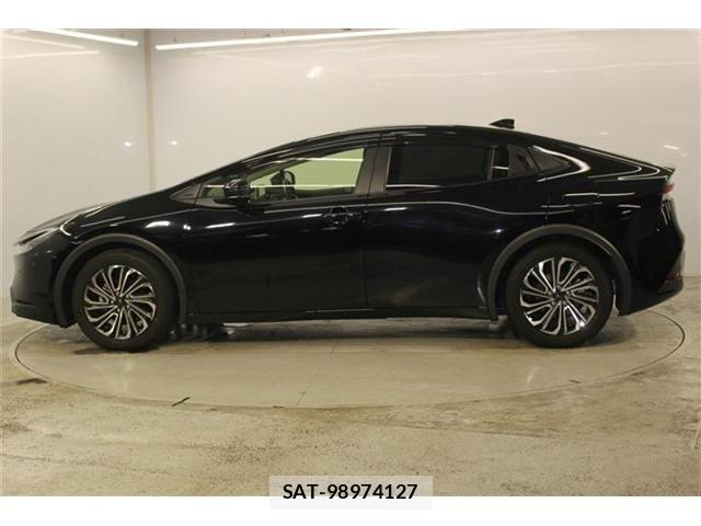 Toyota PRIUS 2023-02 8797144-7