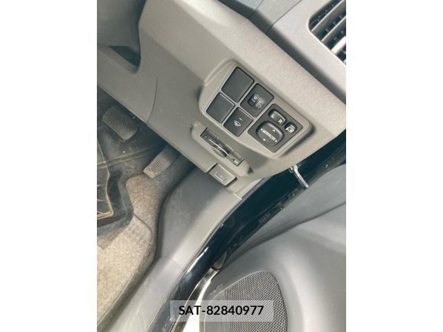 Toyota PRIUS 2009-11 8797191-16