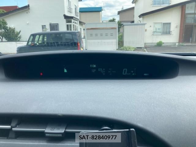 Toyota PRIUS 2009-11 8797191-17