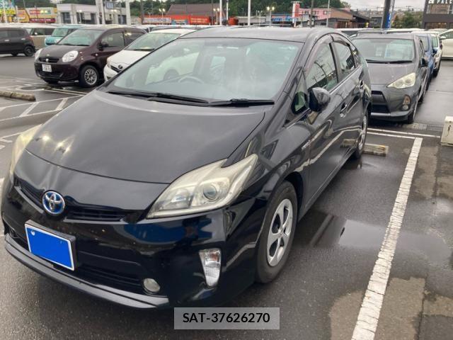 Toyota PRIUS 2013-10 8797193-1