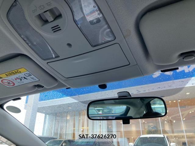 Toyota PRIUS 2013-10 8797193-25