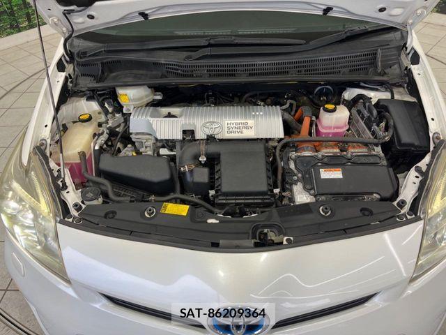 Toyota PRIUS 2013-11 8797160-17