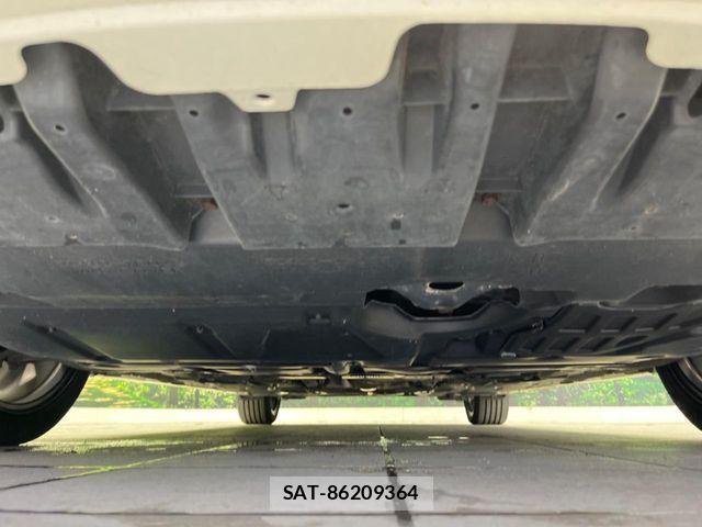Toyota PRIUS 2013-11 8797160-18