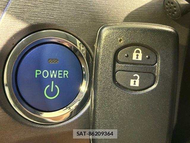 Toyota PRIUS 2013-11 8797160-4
