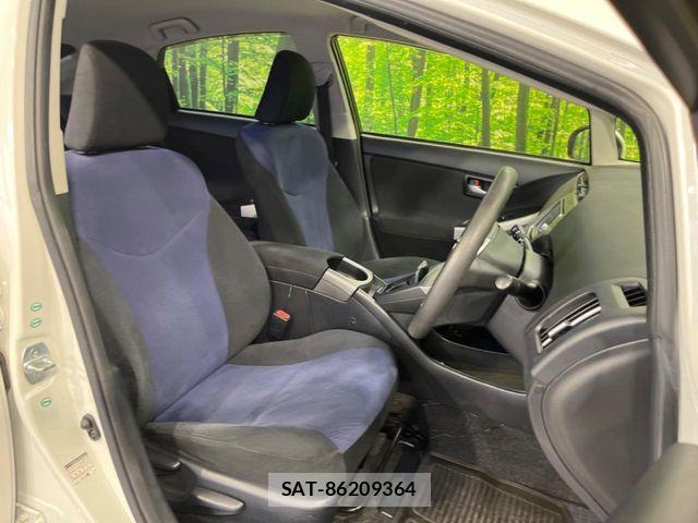 Toyota PRIUS 2013-11 8797160-7