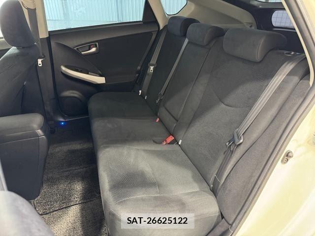 Toyota PRIUS 2012-03 8797171-12