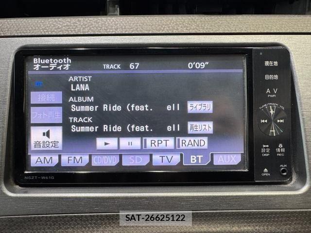 Toyota PRIUS 2012-03 8797171-22