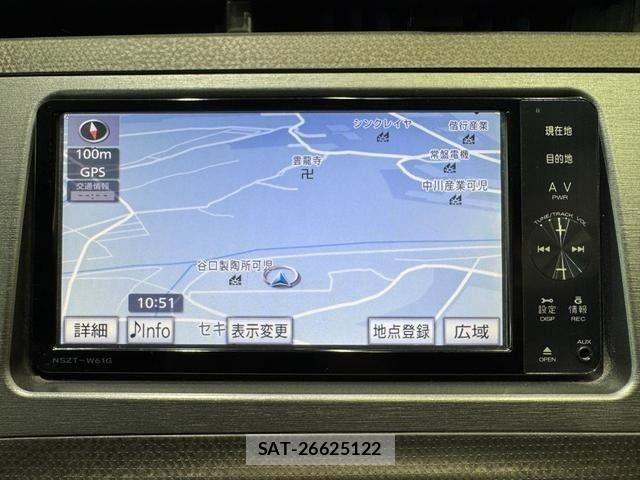 Toyota PRIUS 2012-03 8797171-23