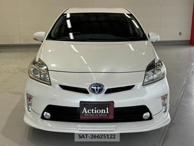 Toyota PRIUS 2012-03 8797171-2