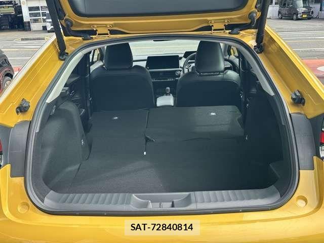 Toyota PRIUS 2023-01 8797141-12