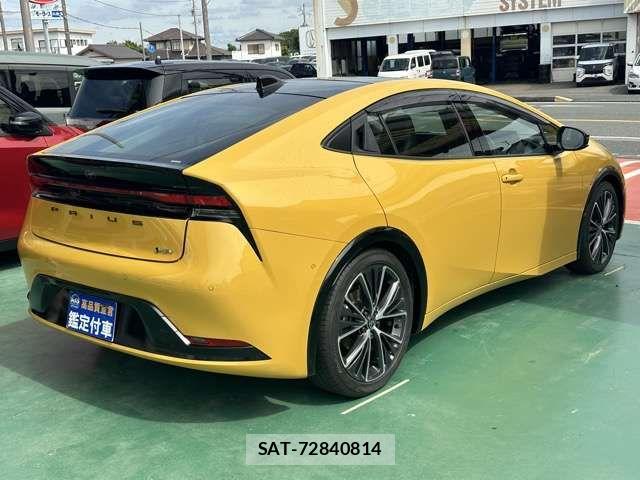 Toyota PRIUS 2023-01 8797141-13
