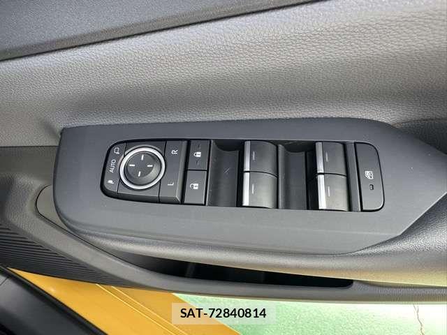 Toyota PRIUS 2023-01 8797141-18
