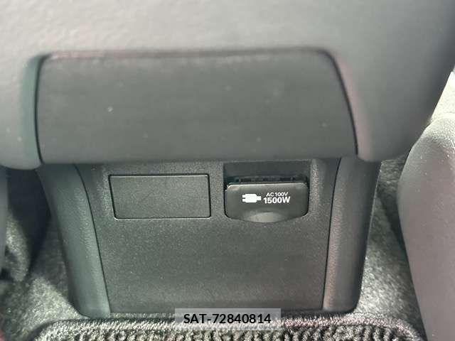 Toyota PRIUS 2023-01 8797141-8