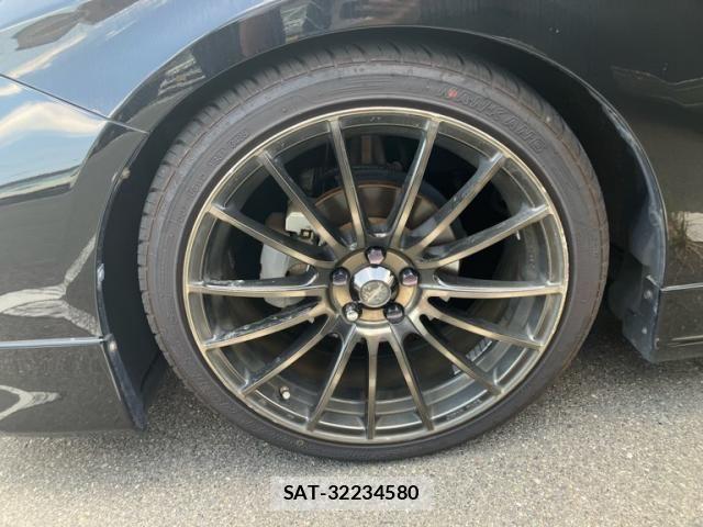 Toyota PRIUS 2015-11 8797177-3