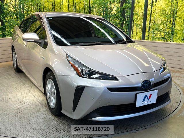 Toyota PRIUS 2019-09 8797163-11