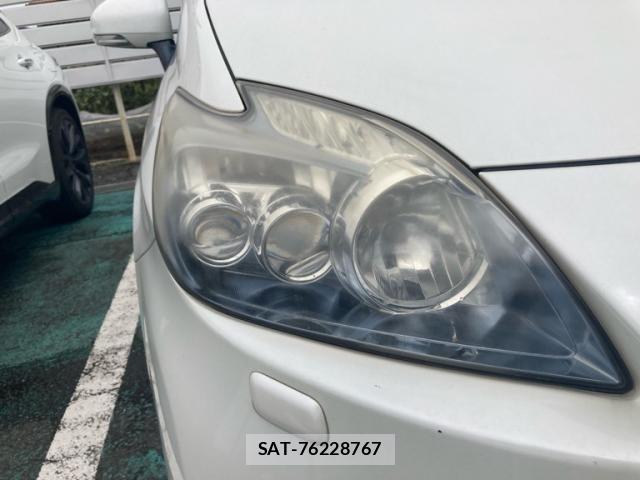 Toyota PRIUS 2011-03 8797192-15
