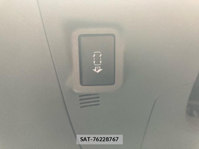 Toyota PRIUS 2011-03 8797192-28