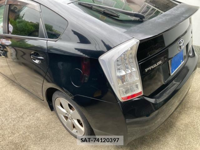 Toyota PRIUS 2009-09 8797190-6