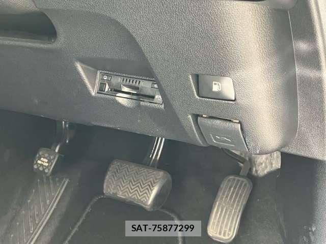 Toyota PRIUS 2019-06 8797149-4