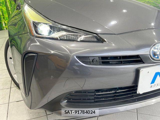 Toyota PRIUS 2019-07 8797158-11
