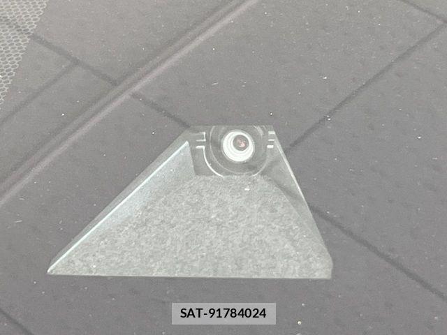 Toyota PRIUS 2019-07 8797158-4