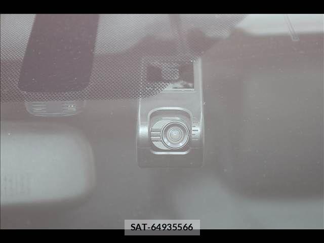 Toyota PRIUS 2017-03 8797162-15