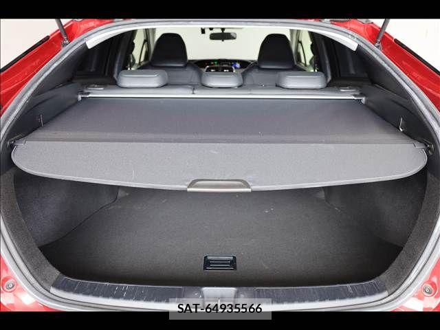Toyota PRIUS 2017-03 8797162-19