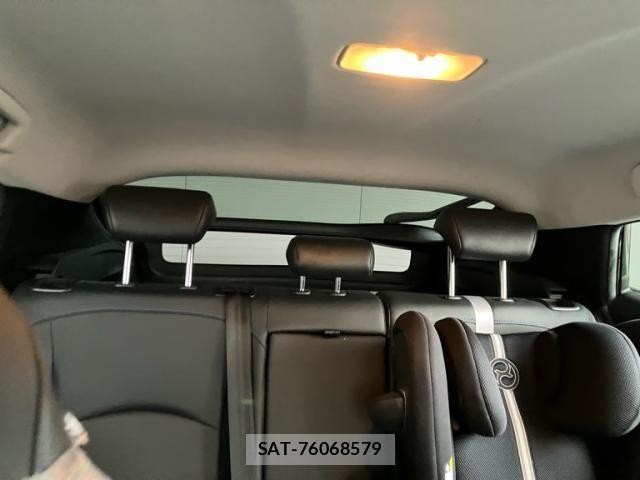 Toyota PRIUS 2017-09 8797157-12
