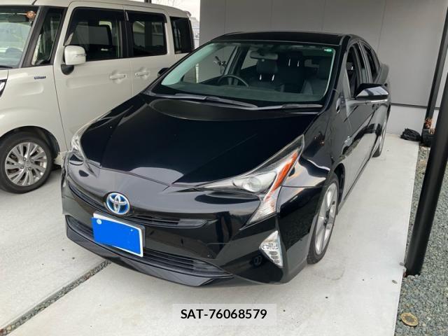 Toyota PRIUS 2017-09 8797157-1