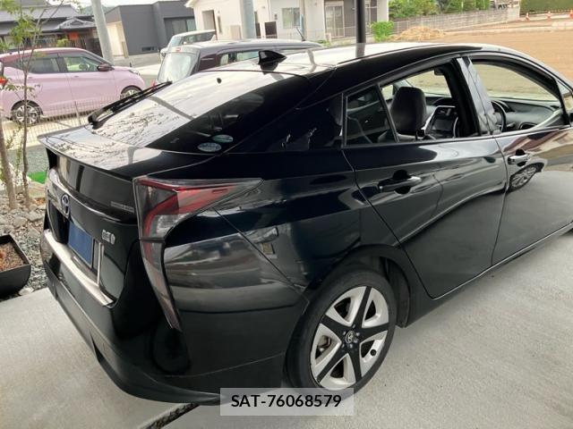Toyota PRIUS 2017-09 8797157-3