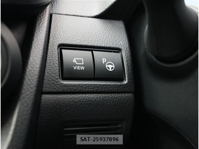 Toyota PRIUS 2024-03 8797139-13